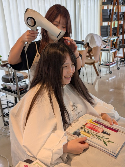 2-4佐藤優衣(ヘアケア体験) (2)